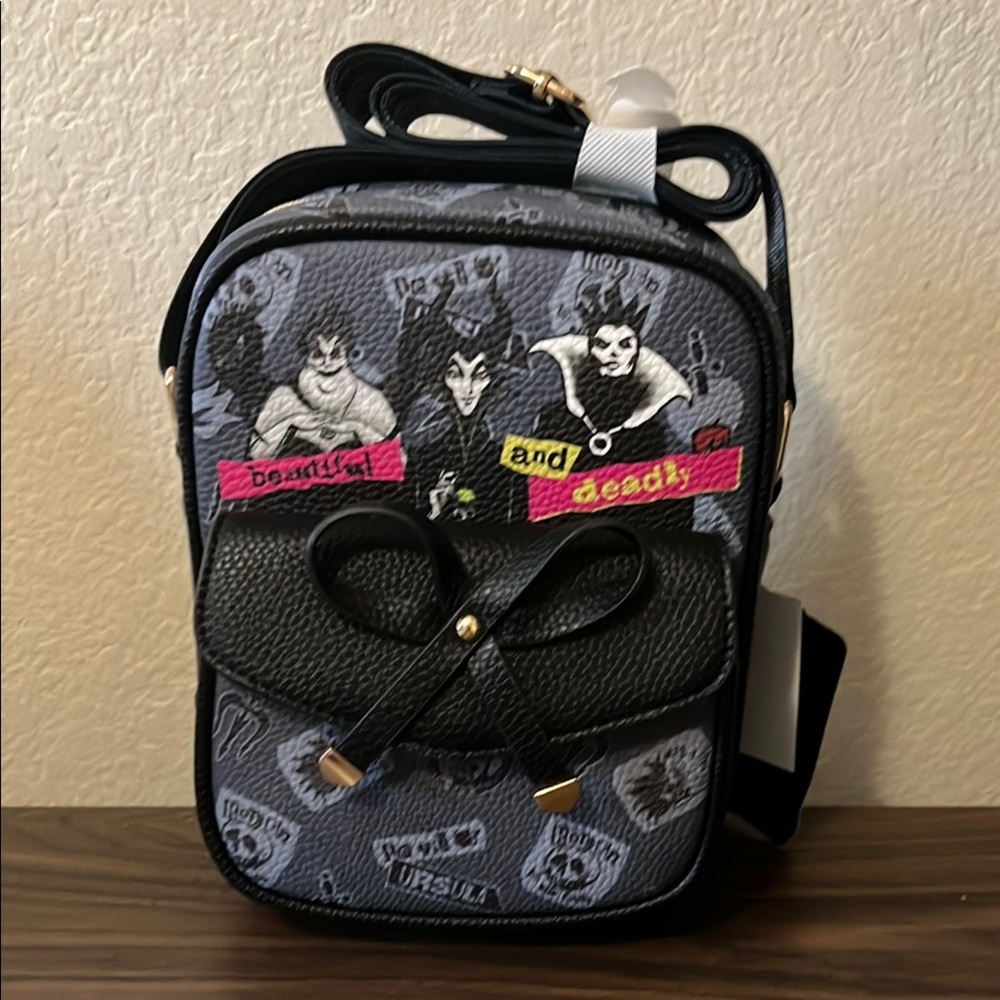 WondaPop Disney Villains Crossbody